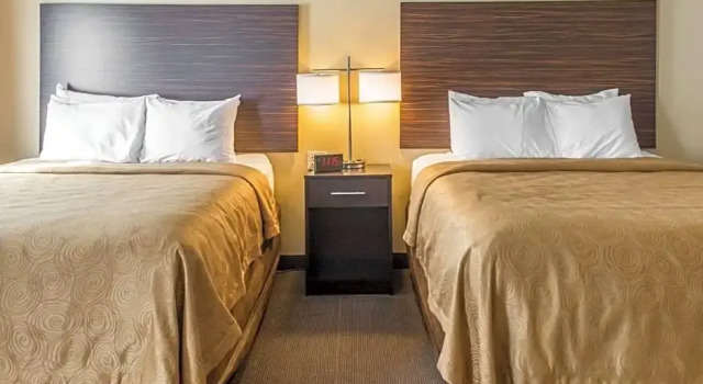 Четырёхместный люкс MainStay Suites Pittsburgh Airport