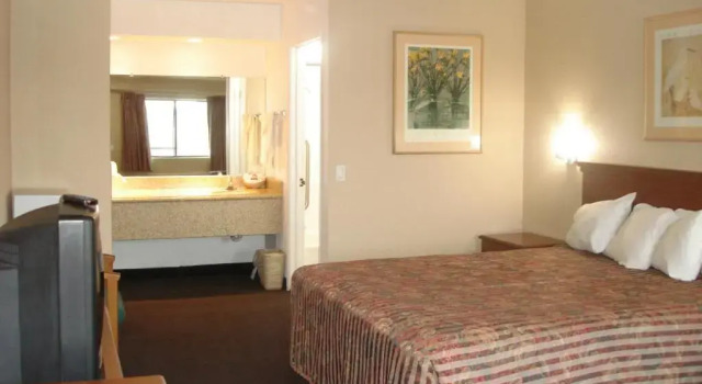 Двухместный номер Standard Value Stay Inn Extended Stay Bakersfield, CA