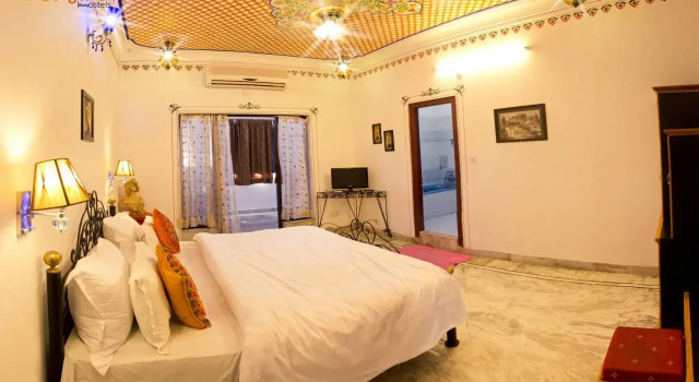 Bonfire Heritage Pichola, Rezervovat Hotel Udajpur Rajasthan