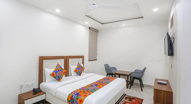 FabHotel Aerosky