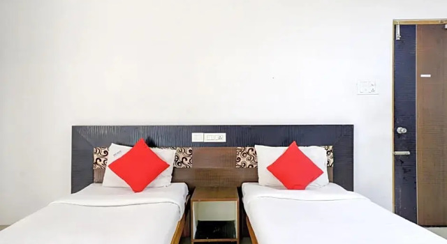 Номер Classic OYO Gold Residency Near AGS Cinemas T Nagar