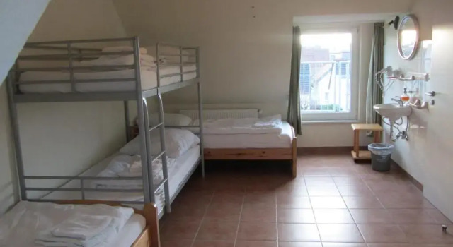 Четырёхместный номер Standard Wanderlust Hostel