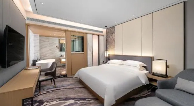 Люкс Jinhui Royal Navigation International Hotel