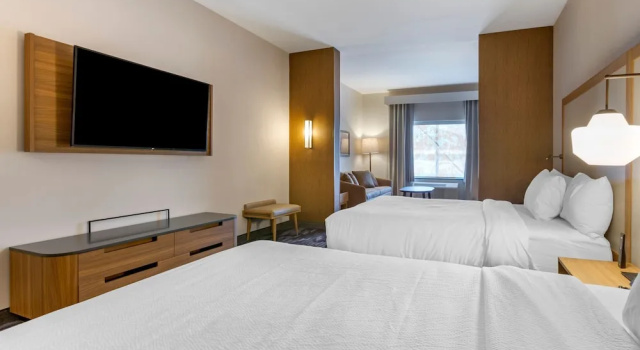 Люкс Fairfield by Marriott Inn & Suites Sandusky