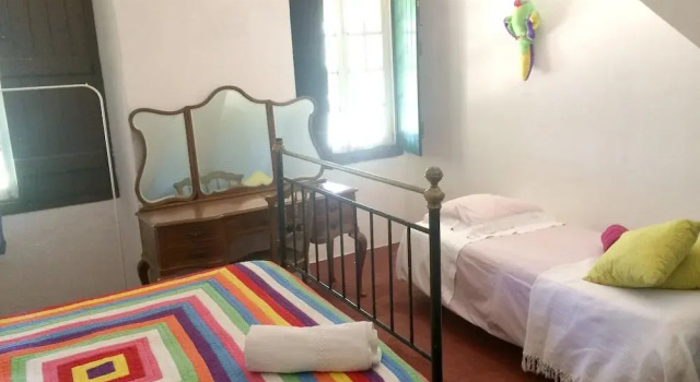 House With 5 Bedrooms in Vila Verde de Ficalho, With Wonderful Mountai, Prenota Hotel Hotel a Alentejo con parcheggio, Parcheggio