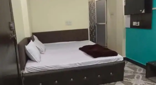 Номер Standard Hotel Priyanshi Palace