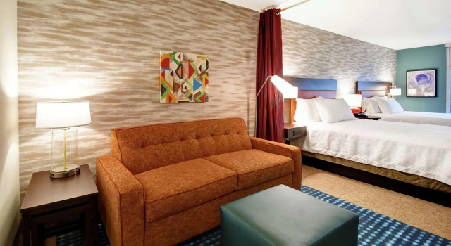 Четырёхместный люкс Home2 Suites by Hilton Lagrange