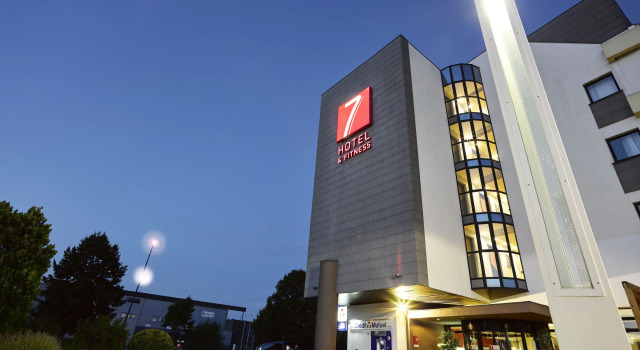 7Hotel&Spa, Book Hotel Hotels in Alsace with a Pool, Swimming Pool
