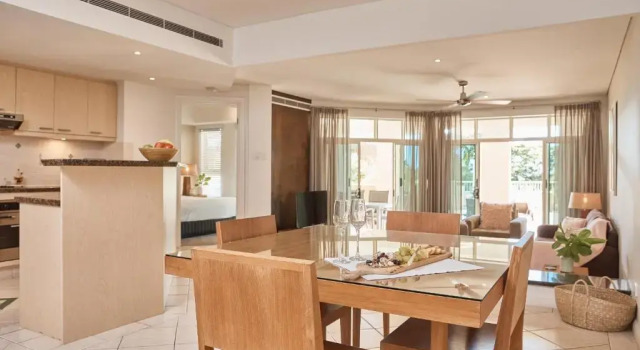 Апартаменты с 3 комнатами с видом на море Sea Change Beachfront Apartments