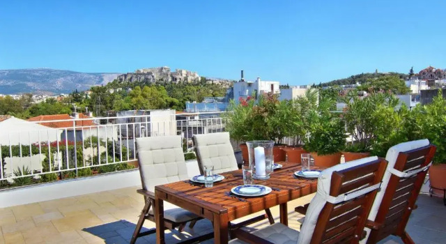 Апартаменты Stylish studio loft with Superb balcony
