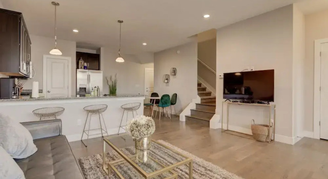 Marbella Lane Executive Townhome, 20 mins to Boulder, Boek Hotel Longmont Colorado