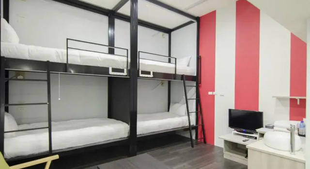Четырёхместный номер Standard Ch Place X Hotel