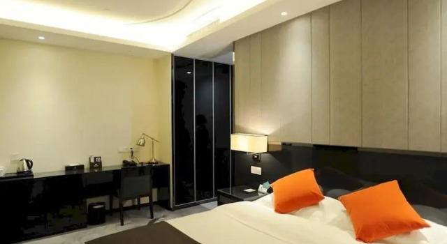 City Makino Holiday Inn, Prenota Hotel Hotel a Jiangsu con parcheggio, Parcheggio