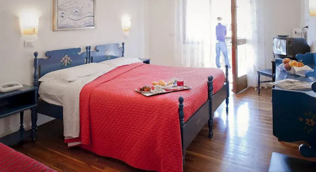 Hotel Nevada, Забронировать Отель Тарвизио 