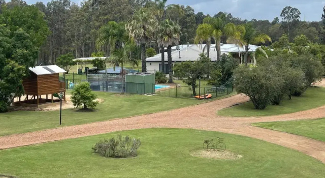 Коттедж с 6 комнатами Woolshed Hill Estate