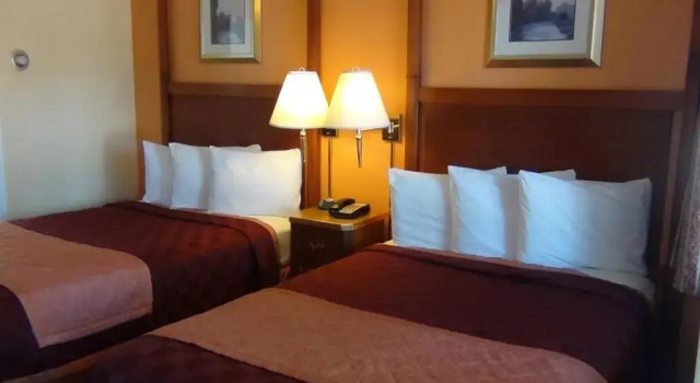 Четырёхместный номер Standard Alpine Inn & Spa