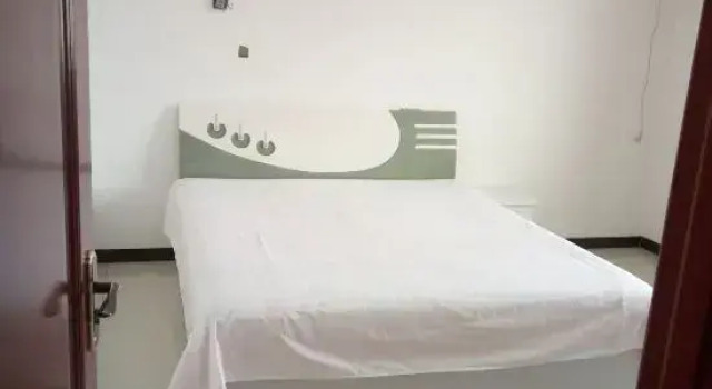 NO.51 fishing house, Book Hotel Tangshan Hebei