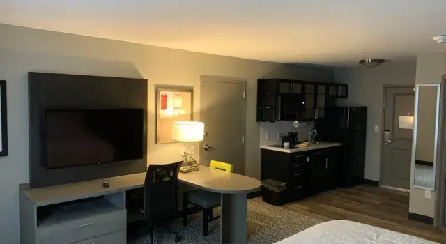 Одноместный люкс Candlewood Suites - Lebanon by IHG