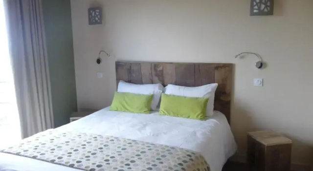 Двухместный номер Standard LOGIS Hôtel-restaurant IMAGO
