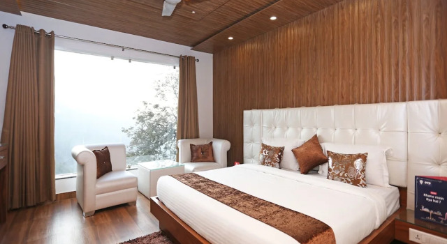 OYO 10076 Hotel Skylark, Book Hotel Mussoorie Uttarakhand
