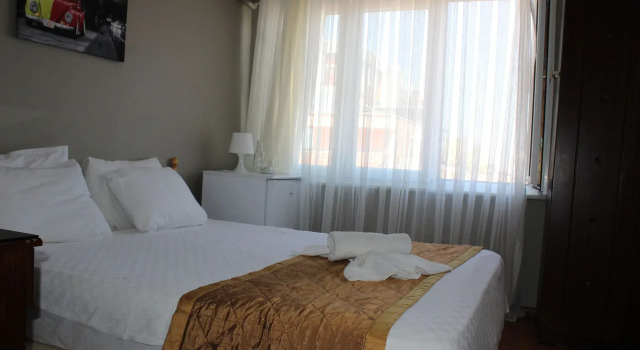 Likya Apart Hotel, Забронировать Апарт-отель Отели Стамбула с парковкой, рядом с Базар Араста, Парковка