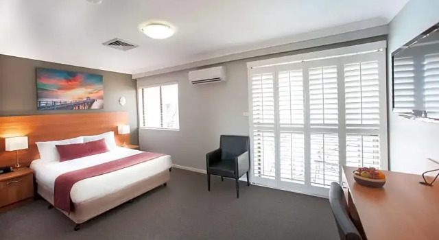 Двухместный люкс Ramada Hotel & Suites by Wyndham Cabramatta
