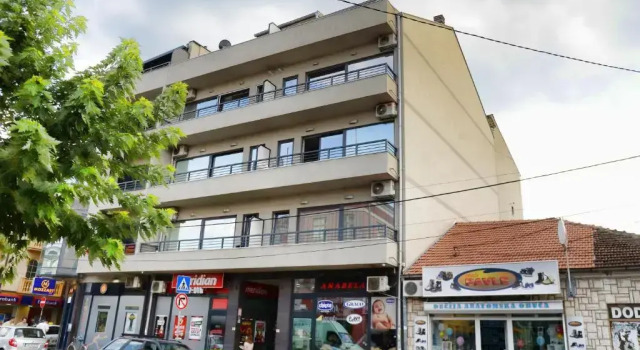 Gold Studio Apartmani, Buchen Sie Hotel Jagodina Zentralserbien
