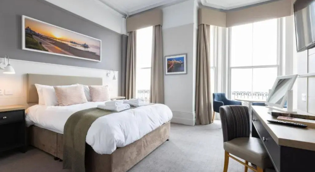 Номер Superior Majestic Hotel Eastbourne by Belvilla