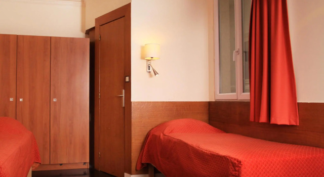 Четырёхместный номер Standard Hôtel Marignan