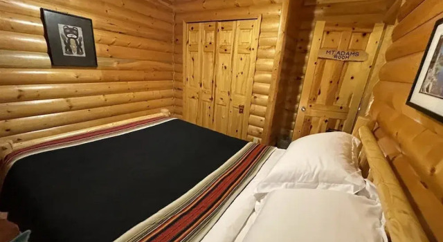 River Run Lodge, Book Hotel Packwood Mount Rainier National Park