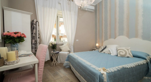 B&B Salerno Chic in Center, Забронировать Отель «постель и завтрак» Салерно Кампания