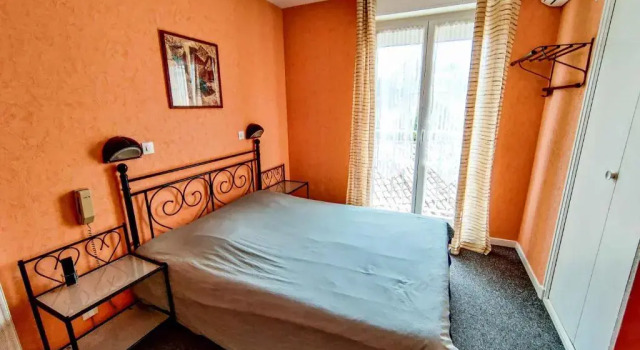 Четырёхместный номер Standard Hotel Du Lez