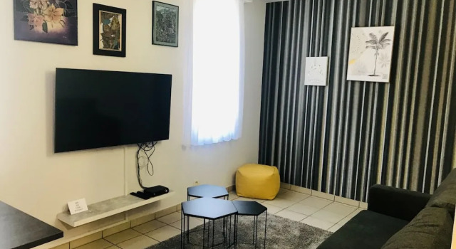 Номер Standard Renovated Apartment in Antwerp