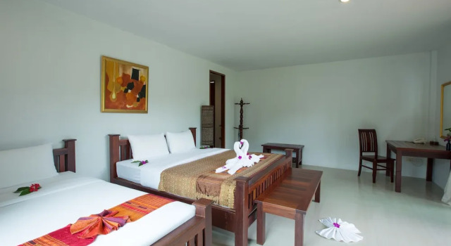 Двухместная вилла Deluxe с балконом и с видом на бассейн Nakakiri Resort & Spa