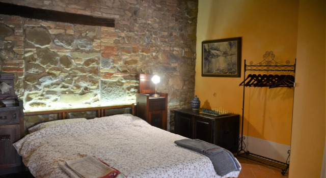 Casa Baronetta - A Cosy Apartment in a Medieval Village