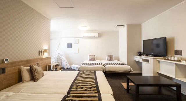 Четырёхместный люкс Hotel AreaOne Obihiro