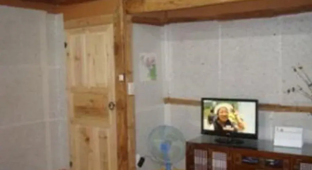 Gyeongju Sillabang Guesthouse, Забронировать Отель Отели провинции Кёнсан-Пукто с парковкой, Парковка