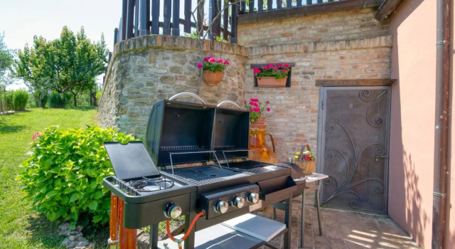 Serene Holiday Home in Urbino with Private Pool, Rezervovat Hotel Urbino 