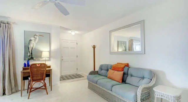 2204 Ocean Road by Hodnett Cooper, Rezerwuj Hotel St Simons Island Georgia