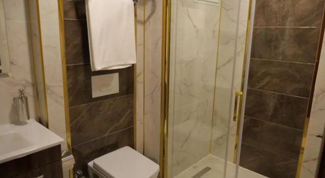 Трёхместный номер Classic Armin Hotel