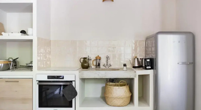 Семейные апартаменты Maison Sumiane - Maison d hotes et locations avec piscine