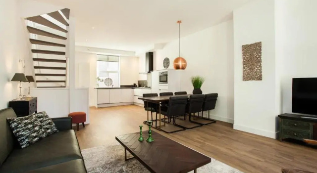 Апартаменты Дуплекс Stayci Serviced Apartments Royal Palace