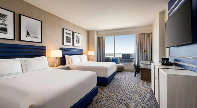 Четырёхместный номер Standard Hilton BNA Nashville Airport Terminal
