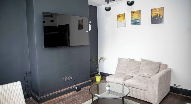 Home in Manchester Near Etihad Stadium - Parking, Prenota Hotel Droylsden Inghilterra