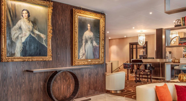 Hotel Bristol