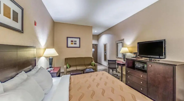 Номер Standard Quality Inn West Plano