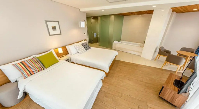 Трёхместный номер Standard с видом на море Jeju Bom stay & Art Gallery