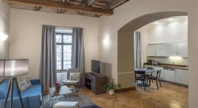Estudio 3 Epoques Apartments by Adrez