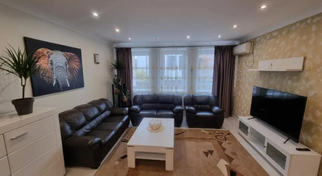 Apartamentai prie Botanikos sodo, Prenota Hotel Kaunas Contea di Kaunas