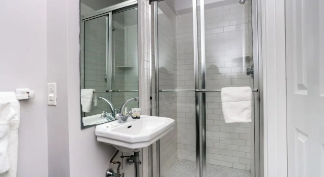 Студия Maverick Suites at 400 Columbus Ave